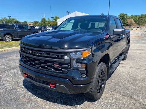 Certified 2023 Chevrolet Silverado 1500 Custom Trail Boss AWD/4WD image 3