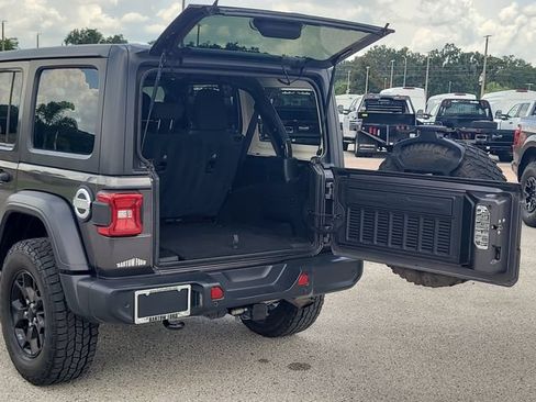 Used 2020 Jeep Wrangler Unlimited Sport AWD/4WD image 10