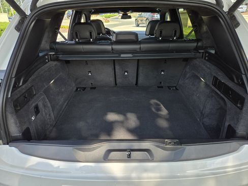Used 2023 BMW X5 xDrive40i w/ M Sport Package AWD/4WD image 36