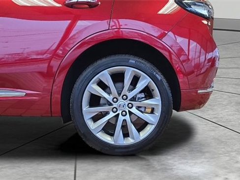 Used 2023 Buick Envision Avenir image 32