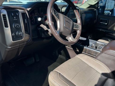 Used 2016 GMC Sierra 2500 Denali w/ Duramax Plus Package image 5