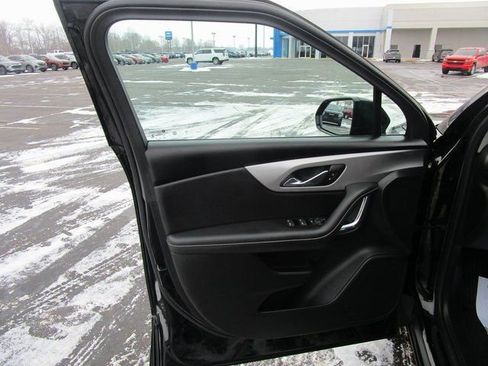 Used 2023 Chevrolet Blazer LT image 16