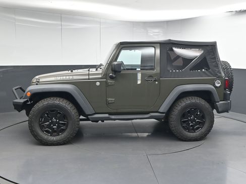 Used 2015 Jeep Wrangler Sport image 5
