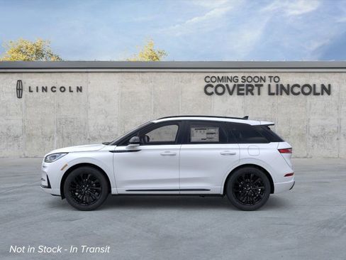 New 2026 Lincoln Corsair Premiere image 3