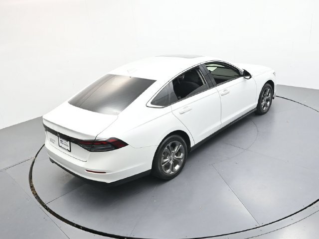 Used 2023 Honda Accord EX image 41