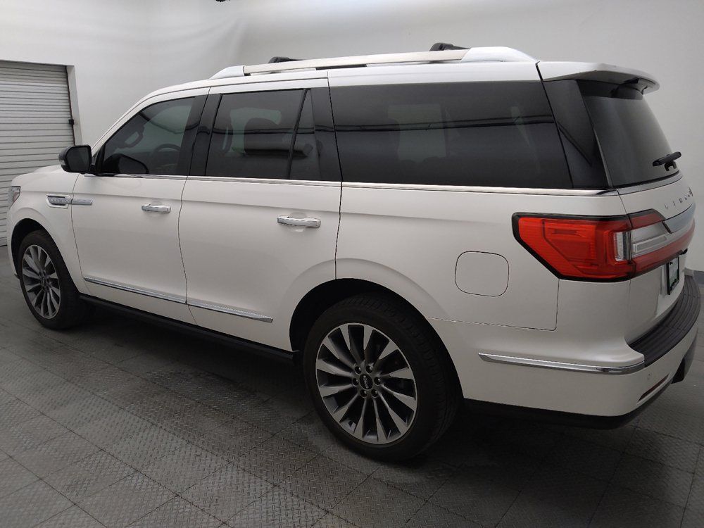Used 2018 Lincoln Navigator Select w/ Cargo Package RWD image 3