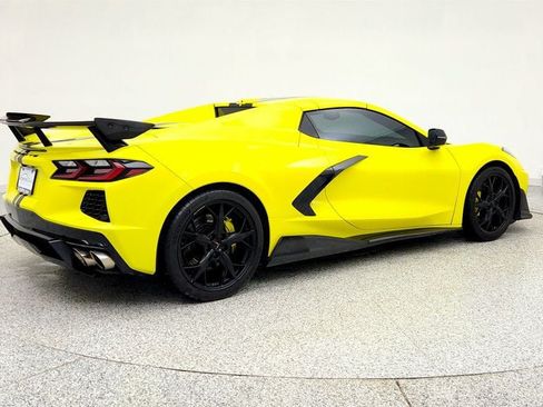 Used 2021 Chevrolet Corvette Stingray Premium Conv w/ Z51 Performance Package RWD image 5