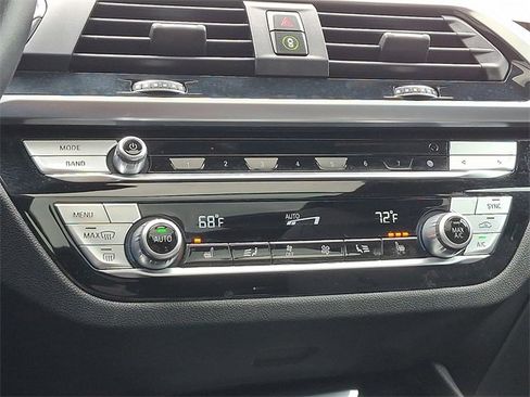 Used 2021 BMW X3 xDrive30i w/ Convenience Package image 16