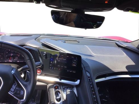 Used 2021 Chevrolet Corvette Stingray Preferred Conv w/ 2LT RWD image 20