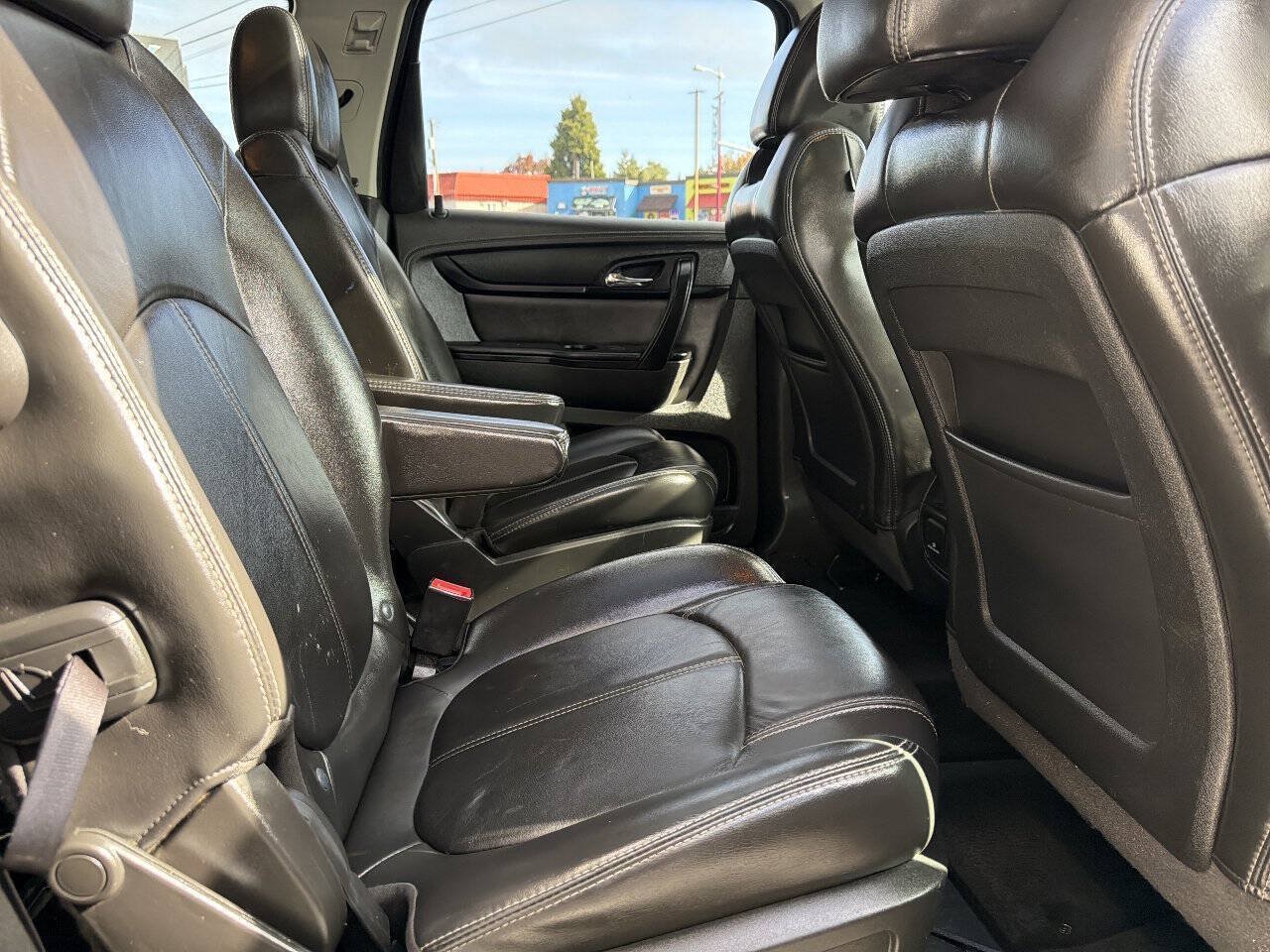 Used 2013 Chevrolet Traverse LT AWD/4WD image 18