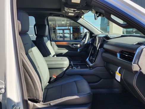 New 2026 GMC Yukon XL Denali w/ Sun & Power Step Package image 45