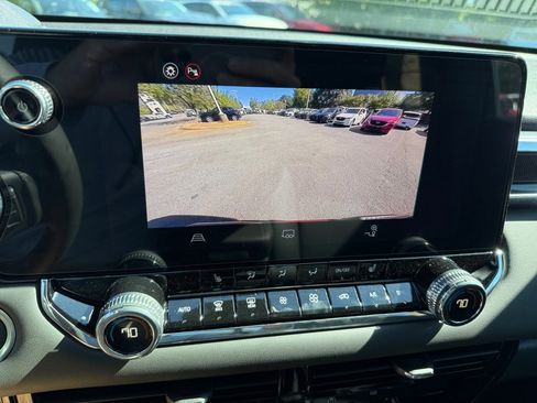 New 2025 GMC Canyon Elevation w/ Convenience Package image 19