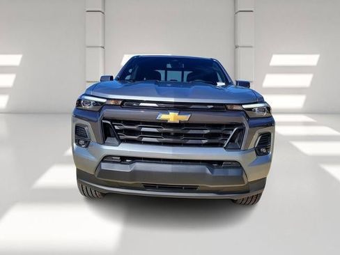 New 2025 Chevrolet Colorado LT w/ LT Convenience Package image 2
