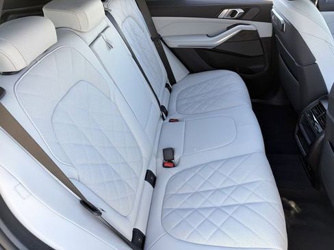 New 2026 BMW X5 sDrive40i RWD image 13