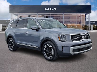 Certified 2024 Kia Telluride S w/ S Sunroof Package