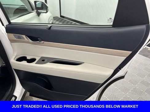 Used 2022 Hyundai Palisade Limited AWD/4WD image 18