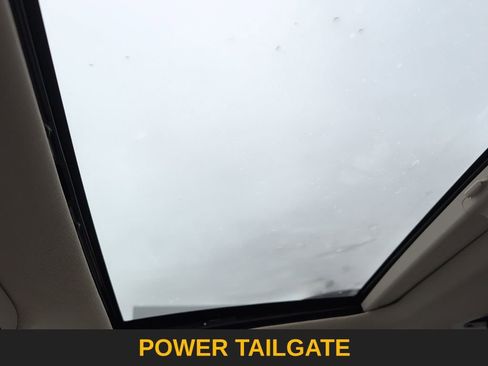 Used 2023 GMC Acadia Denali w/ Denali Ultimate Package image 23