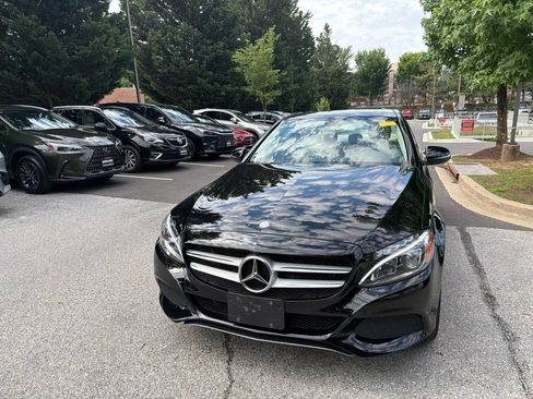 Used 2016 Mercedes-Benz C 300 4MATIC Sedan image 3