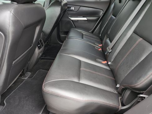 Used 2014 Ford Edge SEL w/ Equipment Group 205A FWD image 29