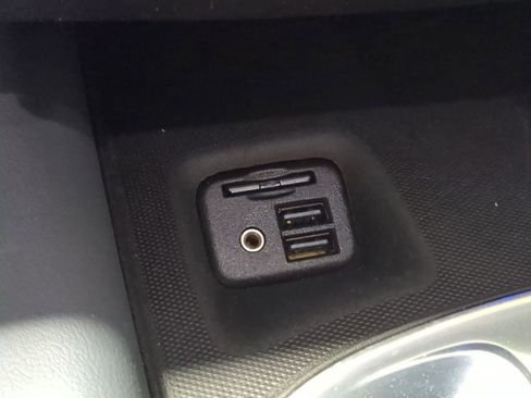 Used 2021 Buick Enclave Premium w/ Sun and Sites Package image 48