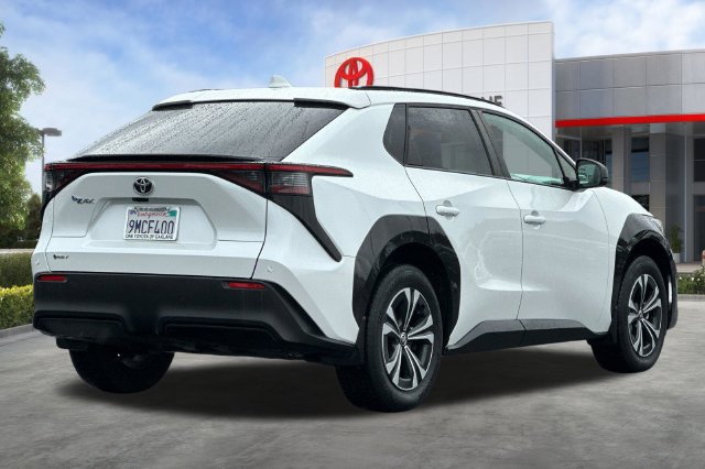 Certified 2024 Toyota bZ4X FWD w/ Weather Package image 5