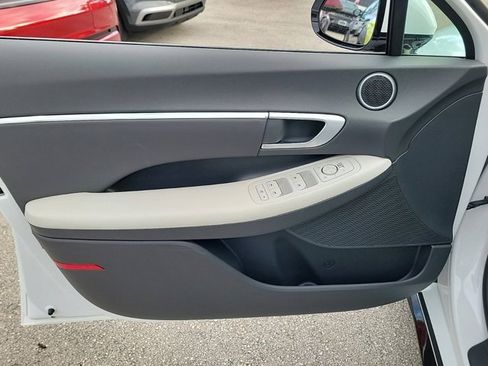 New 2025 Hyundai Sonata SEL image 16