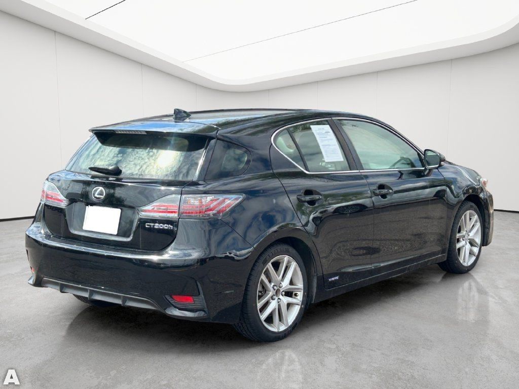 Used 2015 Lexus CT 200h FWD image 5