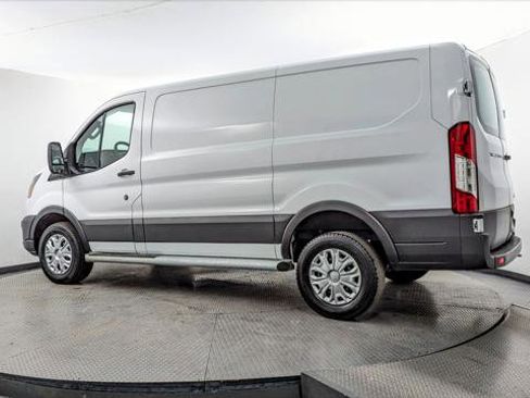Used 2024 Ford Transit 250 Low Roof w/ Exterior Upgrade Package image 4