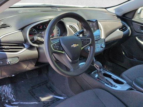 Used 2023 Chevrolet Malibu LT FWD image 10
