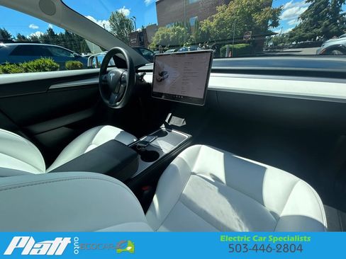 Used 2023 Tesla Model 3 Long Range AWD/4WD image 34