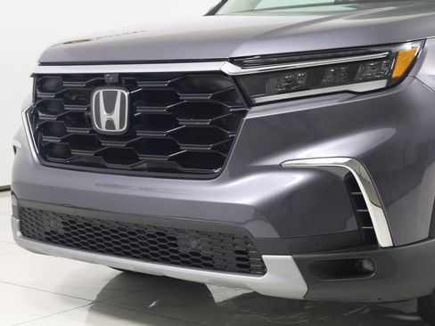 Used 2023 Honda Pilot Elite image 57