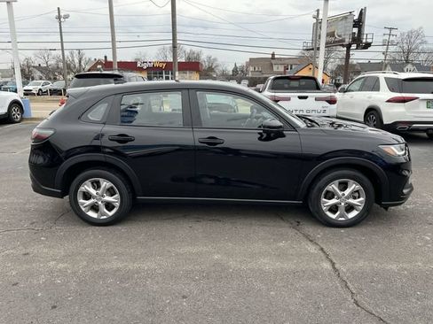 Used 2023 Honda HR-V LX image 11