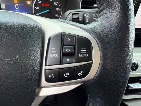Used 2022 Ford Explorer XLT w/ Equipment Group 202A AWD/4WD image 20
