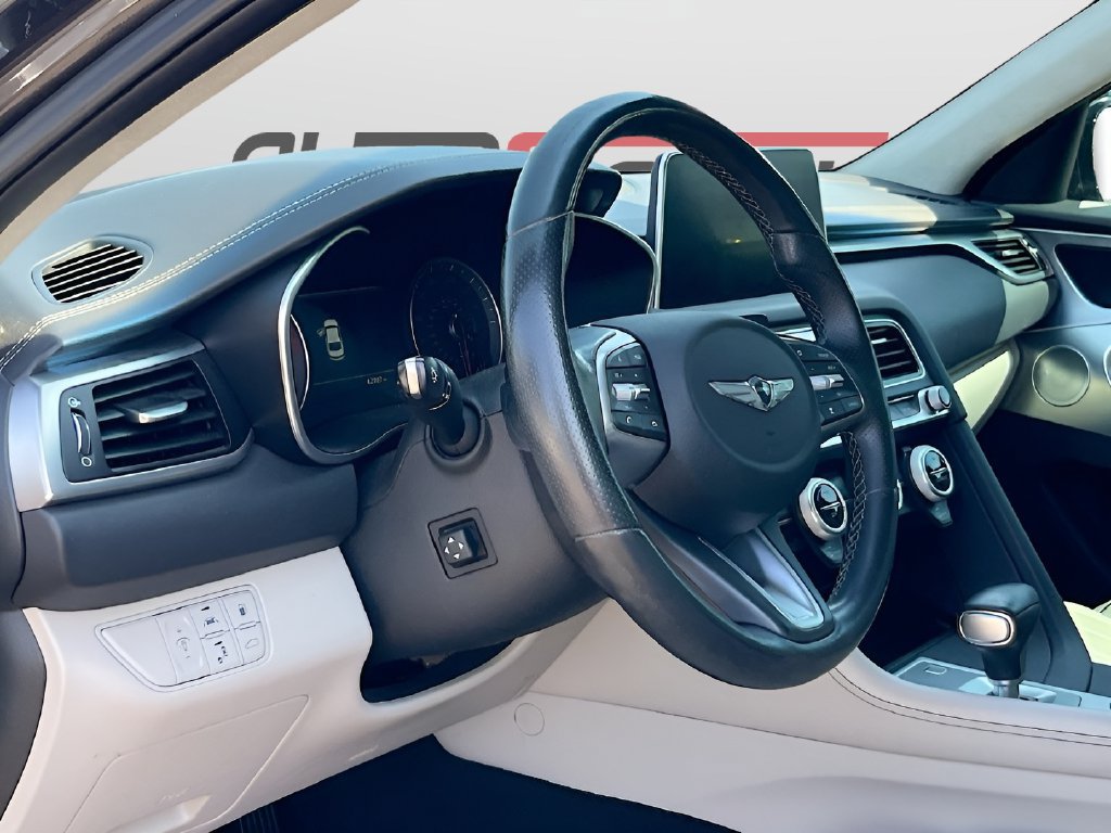 Used 2019 Genesis G70 2.0T Advanced w/ Prestige Package AWD/4WD image 9