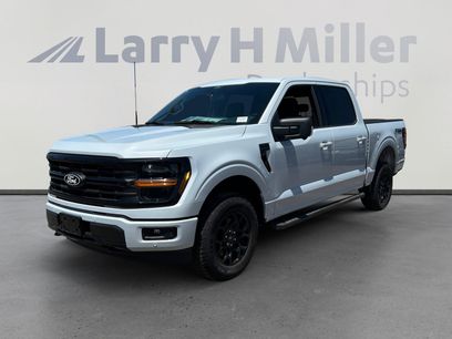 New 2025 Ford F150 XLT w/ Equipment Group 302A MID
