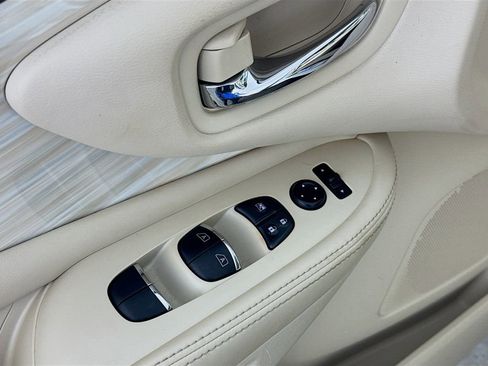 Used 2015 Nissan Murano Platinum w/ Platinum Technology Package image 18