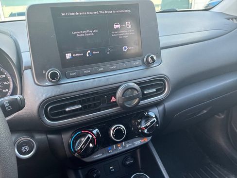 Used 2022 Hyundai Kona SEL FWD image 10