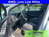 Used 2020 Chevrolet Trax LT w/ LT Convenience Package image 5
