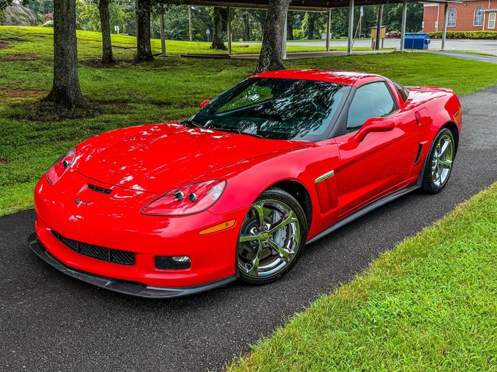 Used 2013 Chevrolet Corvette Grand Sport w/ 3LT Preferred Equipment Group RWD image 3