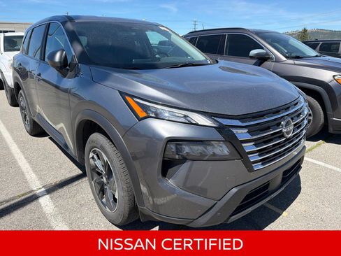 Certified 2025 Nissan Rogue SV AWD/4WD image 4