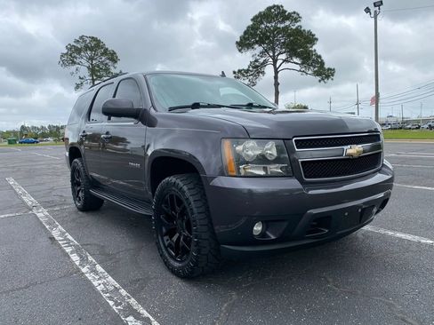 Used 2010 Chevrolet Tahoe LT image 4