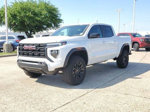 New 2026 GMC Canyon Elevation w/ Convenience Package RWD image 3