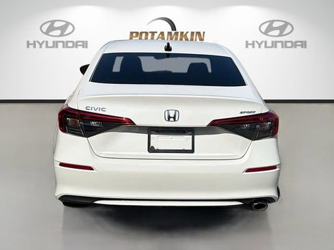 Used 2024 Honda Civic Sport image 6