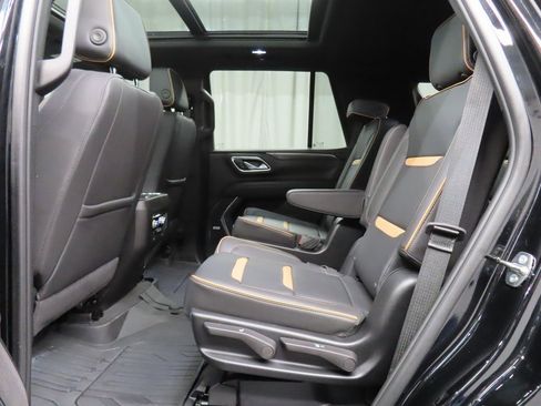 Used 2024 GMC Yukon AT4 image 10