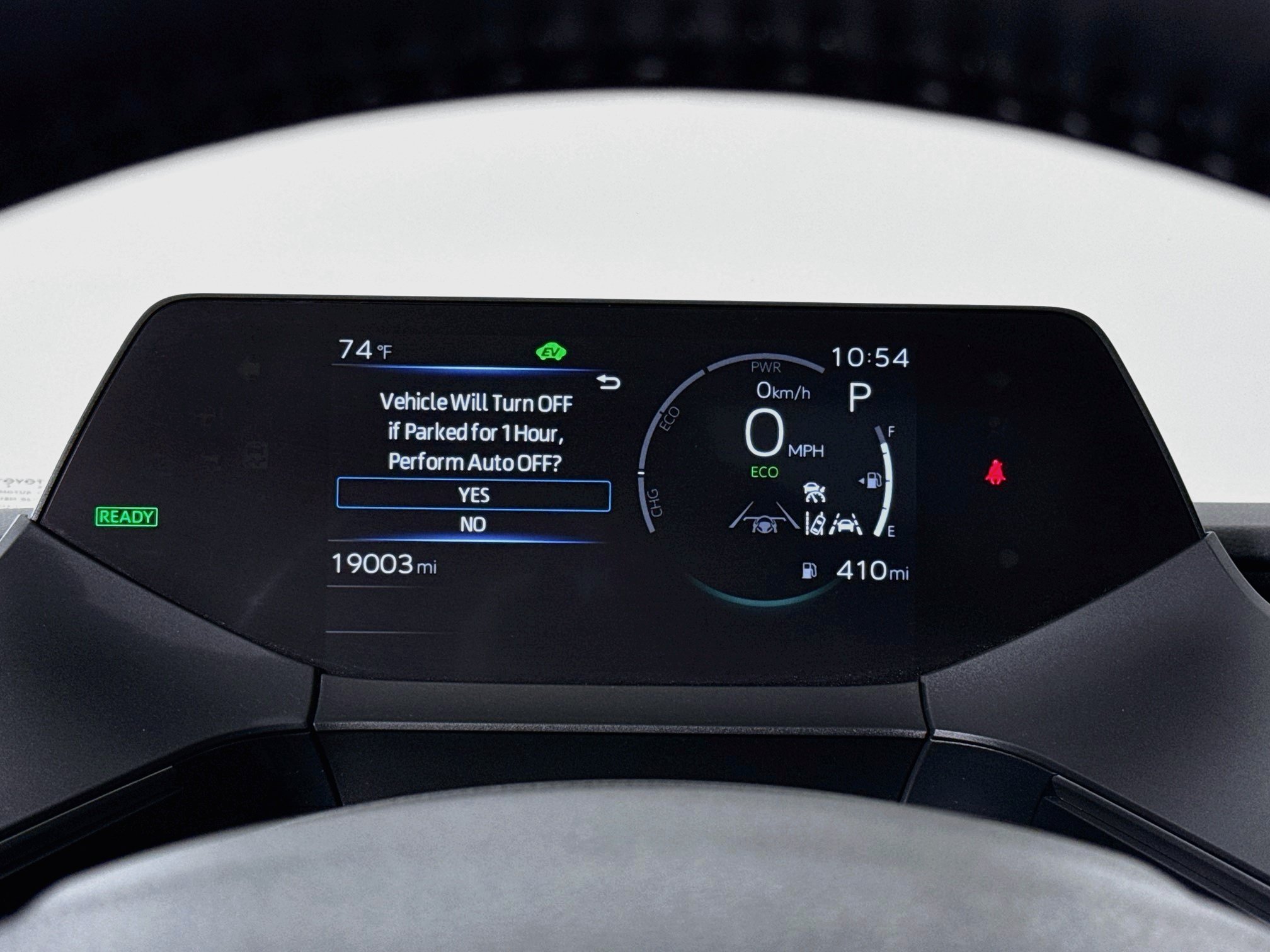 Certified 2025 Toyota Prius LE FWD image 14