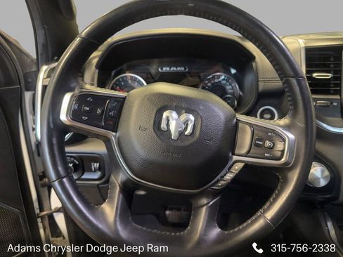 Used 2024 RAM 1500 Laramie AWD/4WD image 11