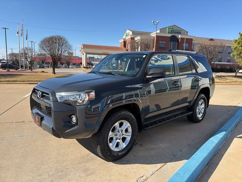 Used 2024 Toyota 4Runner SR5 image 4