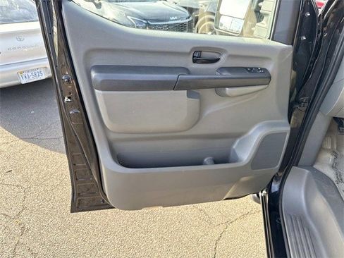 Used 2020 Nissan NV 3500 SL image 13