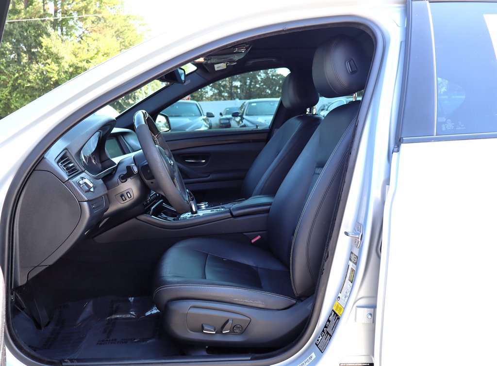 Used 2014 BMW 535i xDrive Sedan AWD/4WD image 18