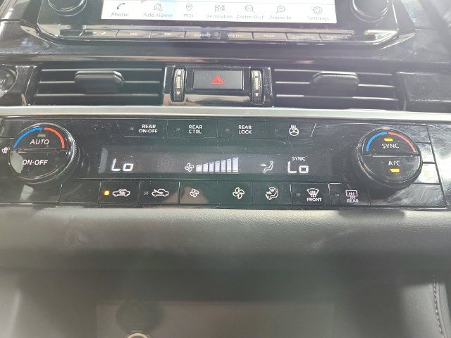 Used 2025 Nissan Pathfinder SL FWD image 18